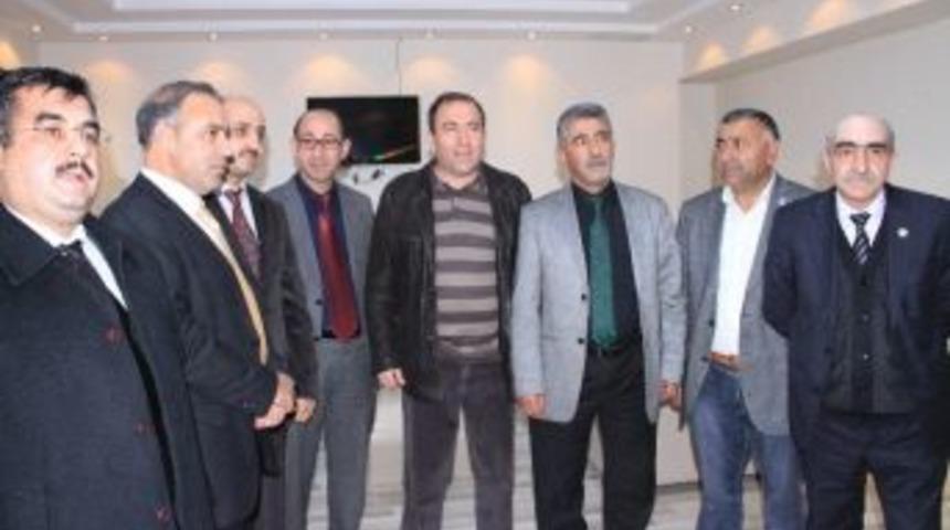 Ardahan Stk&rsquo;lardan Dershanelerin Kapatılması Kararına Tepki