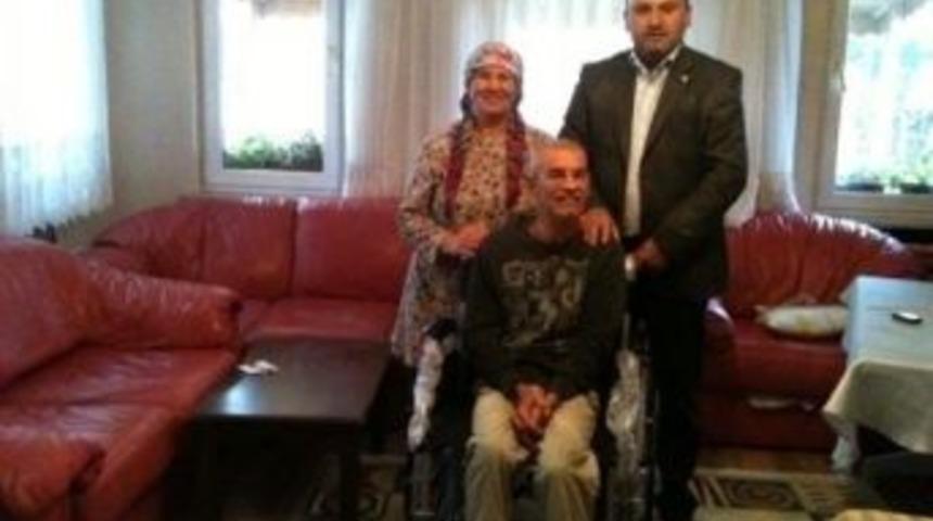 Tekerlekli Sandalyeler İhtiya&ccedil; Sahiplerine Ulaştı