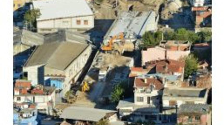 İzmir'in G&uuml;r&ccedil;eşme-Yeşildere Kestirmesinde Son Viraj D&ouml;n&uuml;l&uuml;yor