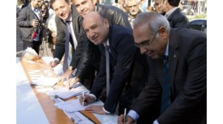 Aydınlı Hayalleri İ&ccedil;in İmza Attı