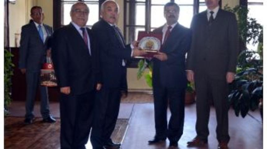 Bilecik M Tipi Kapalı Cezaevi M&uuml;d&uuml;r&uuml; Şen'den Vali Akpınar'a Ziyaret