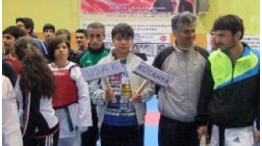 Mehmet Ali Ko&ccedil; Tekvando Turnuvasında &Uuml;&ccedil;&uuml;nc&uuml; Oldu