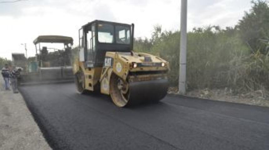 Bey Mahallesi'ndeki Yollar Asfaltlanıyor