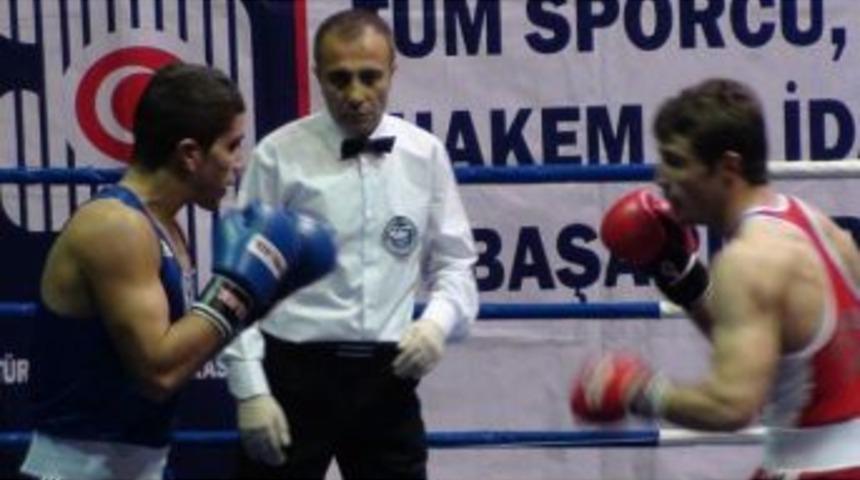Boksta T&uuml;rkiye Şampiyonası Bayburt'da Başladı