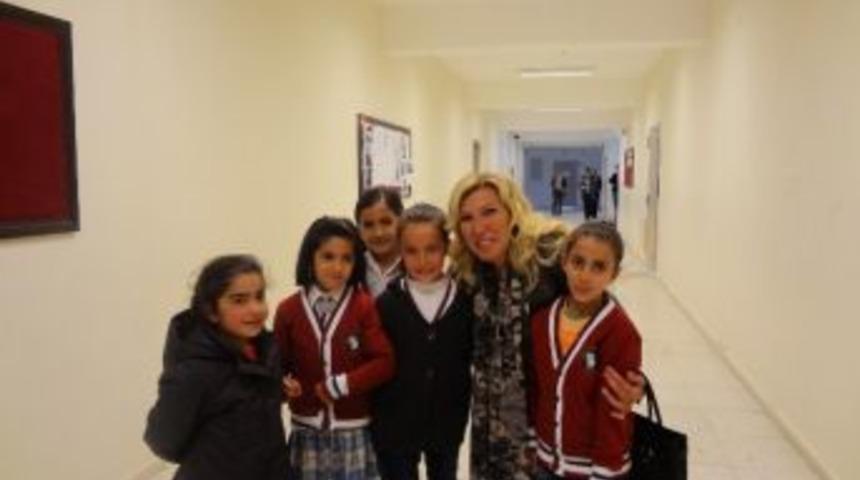 Sabancı Vakfı&rsquo;ndan Van&rsquo;a Eğitim Desteği