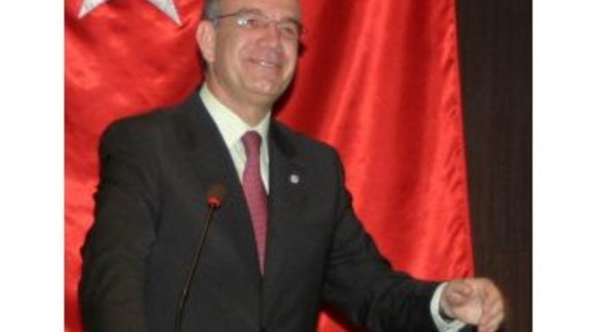 Prof. Dr. Elbeyli Tıp Fak&uuml;ltesi Dekanı Oldu