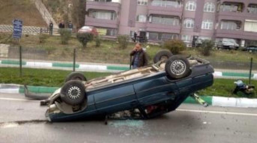 Ters D&ouml;nen Otomobilde &Ouml;l&uuml;mden D&ouml;nd&uuml;ler