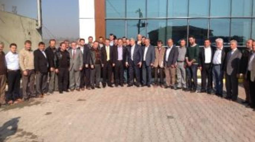 Başkan Karaosmanoğlu, Kamyoncular Kooperatifini Ziyaret Etti