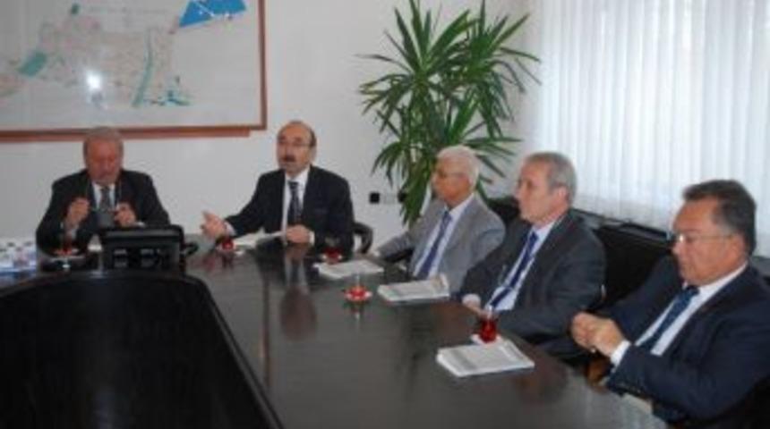 "1945 Sonrası Salihli&rsquo;de Siyasi Hayatın Gelişimi" Adlı Kitap Tanıtıldı