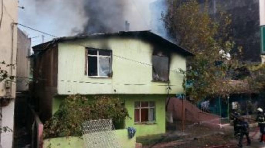 Gebze'de Korkutan Yangın