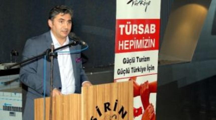 Her Yıl Y&uuml;zbinlerce Ka&ccedil;ak Tur D&uuml;zenleniyor