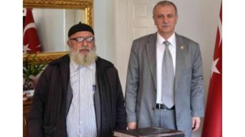 Başkan Kasım Karahan'a Şiir Yazdı