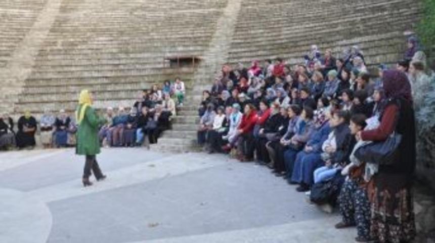 Salihlili Kadınlar Manisa’yı Gezdi