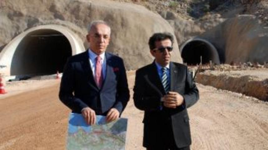 Mersin, Antalya'ya T&uuml;nellerle Bağlanıyor