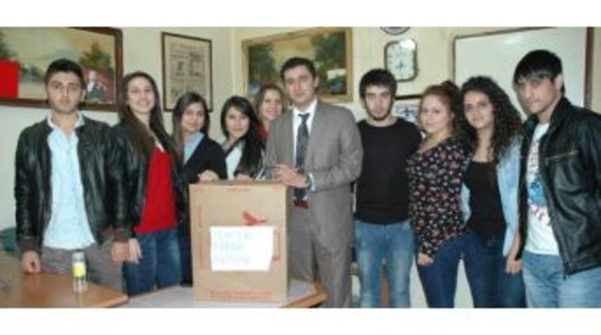 &Ouml;ğrenciler, Engelliler İ&ccedil;in Teneke Kutu Topluyor