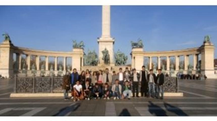 Avrupa&rsquo;da Staj G&ouml;ren &Ouml;ğrenciler Yurda D&ouml;nd&uuml;