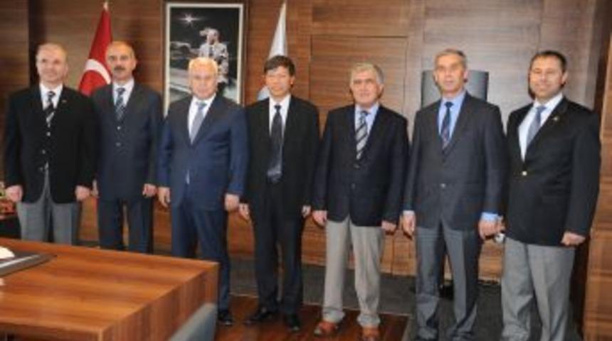 Vietnam Ticaret Ataşesi Thinh MUTSO'yu Ziyaret Etti