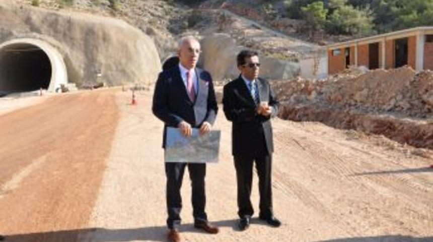 Mersin-Antalya Arası 5 Saate D&uuml;ş&uuml;yor