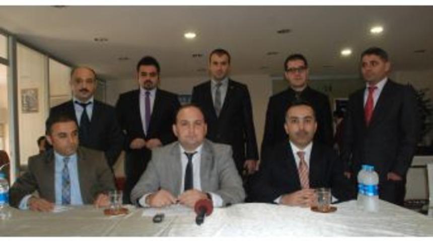 'Dershaneler Ter&ouml;rle M&uuml;cadele Ediyor, Okuyamayanlar Dağın Yolunu Tutuyor'