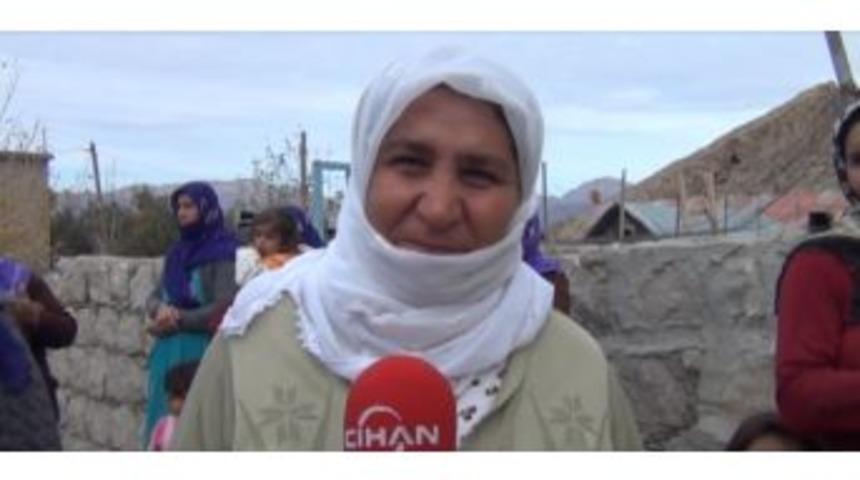 Şırnaklı K&ouml;yl&uuml;ler Dershane Kapatmasına Tepki G&ouml;sterdi