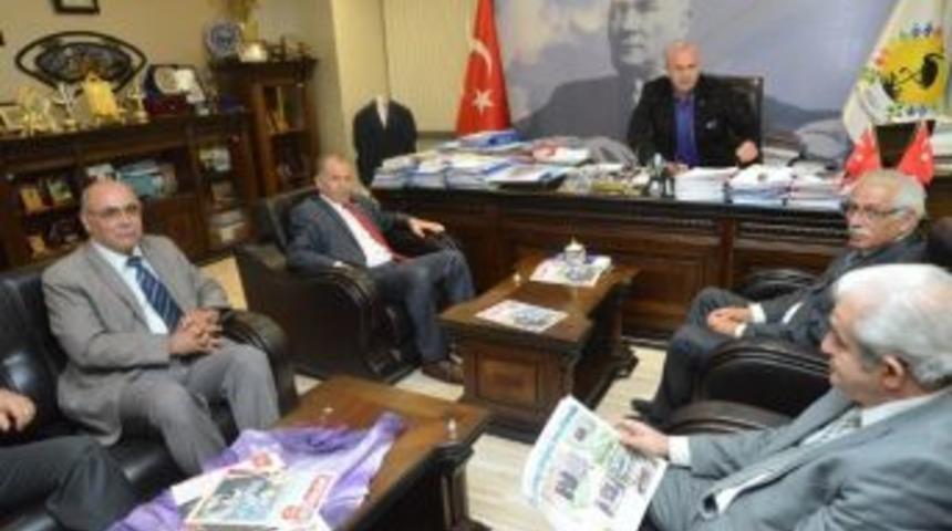 Chp İzmir B&uuml;y&uuml;kşehir Belediye Başkan Adayı H&uuml;seyin Aslan: