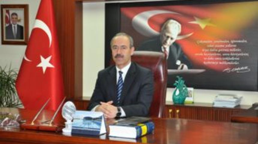 Vali, Toplulaştırma Çalışmaları Hakkında Köylüleri Bilgilendirdi