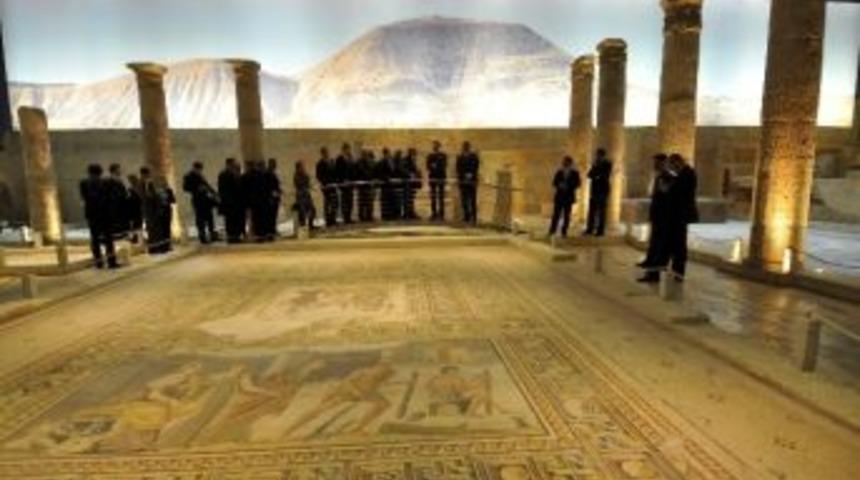 L&uuml;ksemburg B&uuml;y&uuml;k D&uuml;k&uuml; Henri Zeugma'ya Hayran Kaldı