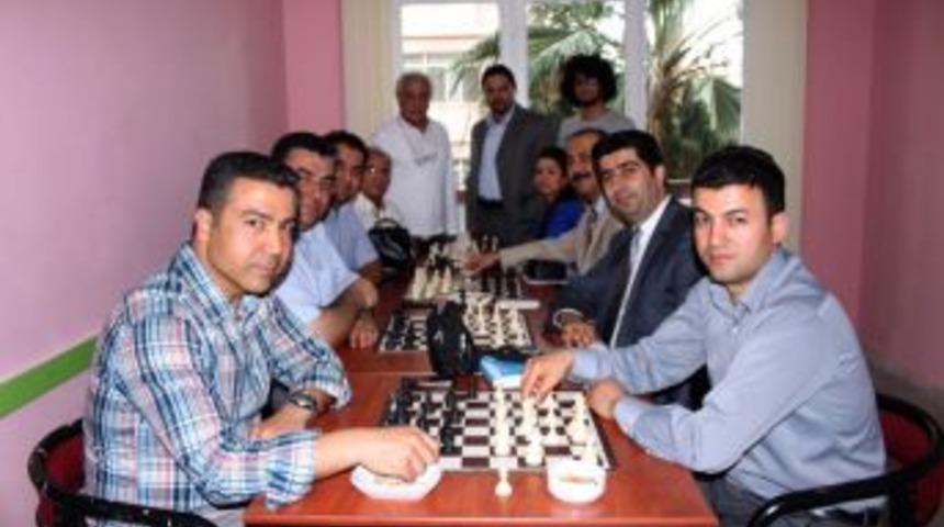 &Ouml;ğretmenler G&uuml;n&uuml; Nedeniyle Satran&ccedil; Turnuvası D&uuml;zenlenecek