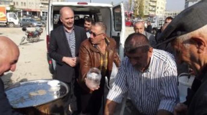 Siyasiler Ve Stk&rsquo;lar Aşurede Buluştu