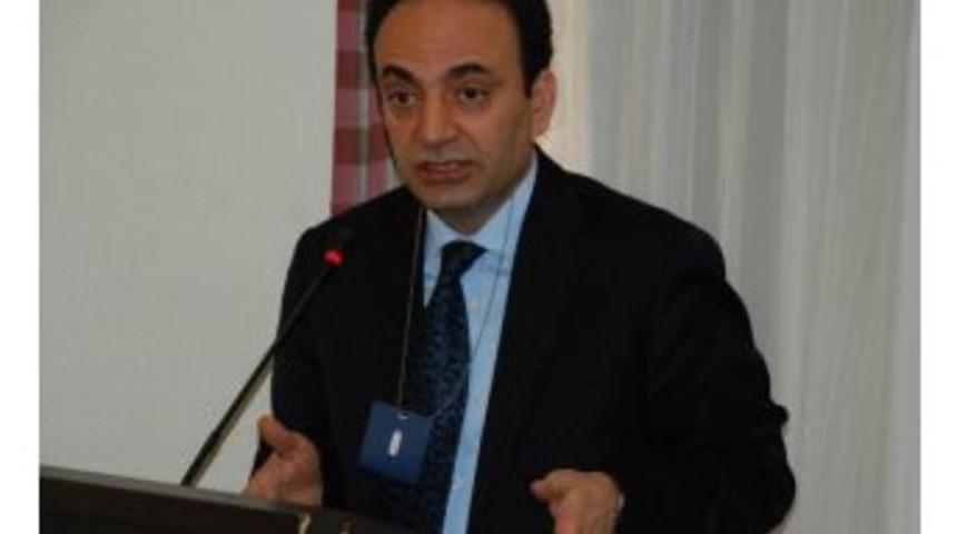 Diyarbakır&rsquo;da &lsquo;kadına Y&ouml;nelik Şiddet&rsquo; Semineri