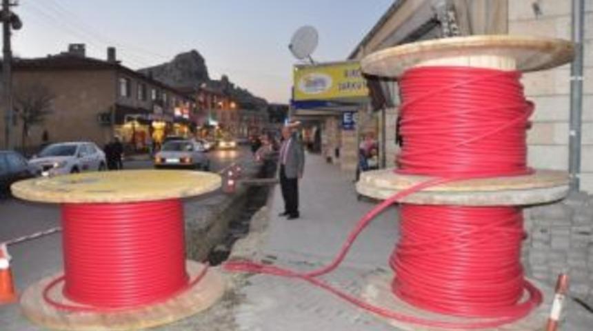 &Uuml;rg&uuml;p&rsquo;te Elektrik Hatları Yeraltına Alınıyor