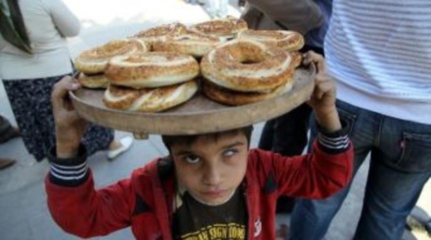 &Ccedil;ocuk Hakları G&uuml;n&uuml;'nde &Ccedil;alışan &Ccedil;ocuklar