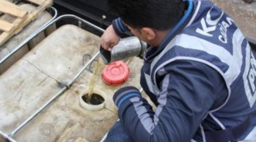 Gaziantep'te 38 Bin 974 Litre Ka&ccedil;ak Motorin Ele Ge&ccedil;irildi