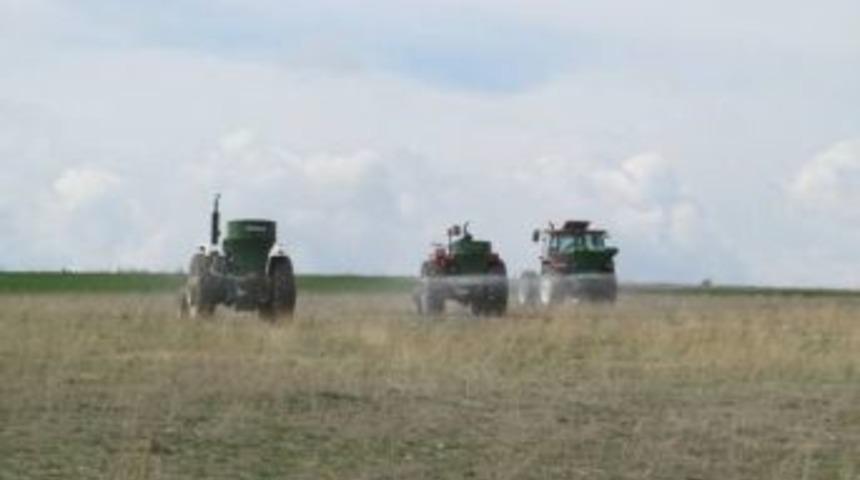 Yerk&ouml;y&rsquo;de Mera Islah &Ccedil;alışmasında 1200 Dekar Alan G&uuml;brelendi