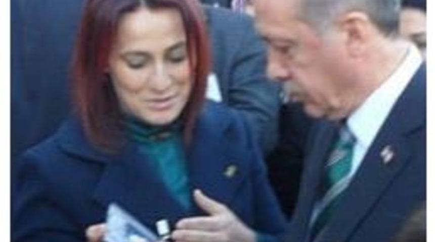 Başbakan'a İzmir&rsquo;den Şarkılı Sevgi