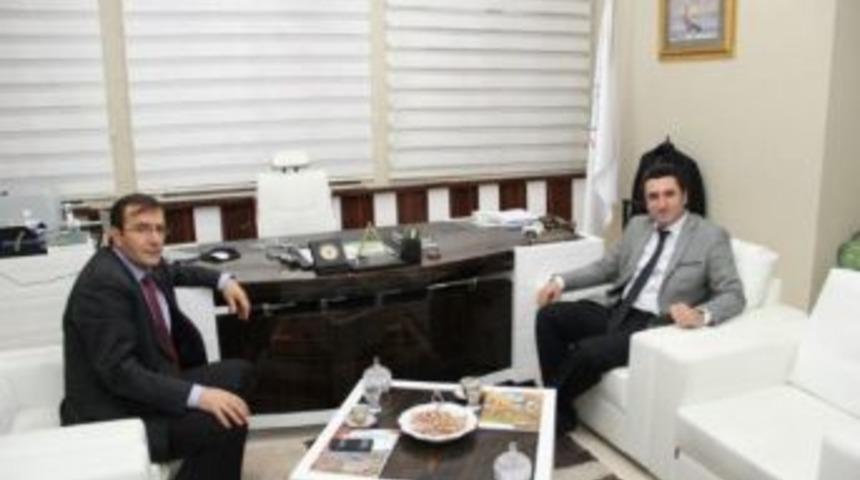 Türkiye Atletizm Federasyonu Başkanı Fatih Çintimar Kudaka’yı Ziyaret Etti