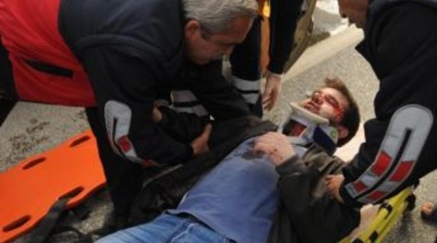 Devlet Malzeme Ofisi Kamyonu Otomobili Bi&ccedil;ti: 2 Yaralı