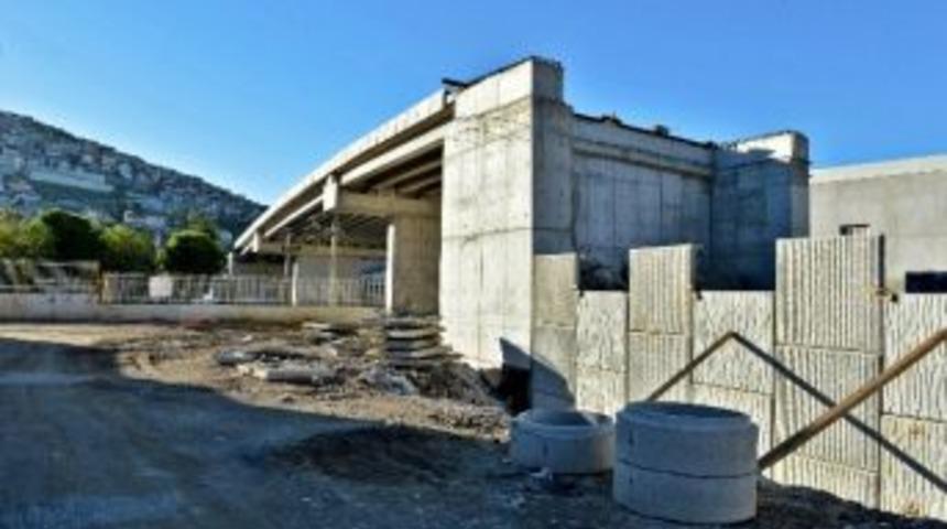 "u&ccedil;anyol" Son Virajda