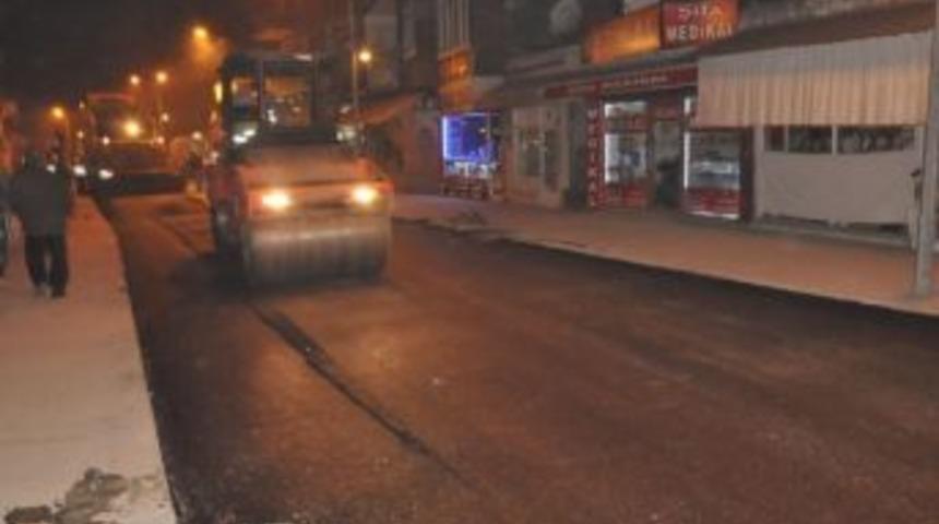 Karab&uuml;k&rsquo;te Asfalt &Ccedil;alışmaları Hız Kesmiyor