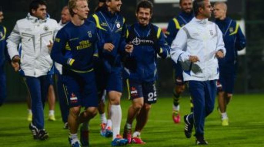 Fenerbah&ccedil;e, Medical Park Antalyaspor Ma&ccedil;ı Hazırlıklarını S&uuml;rd&uuml;rd&uuml;