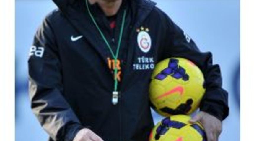Galatasaray, G&uuml;n&uuml; &Ccedil;ift Antrenmanla Tamamladı