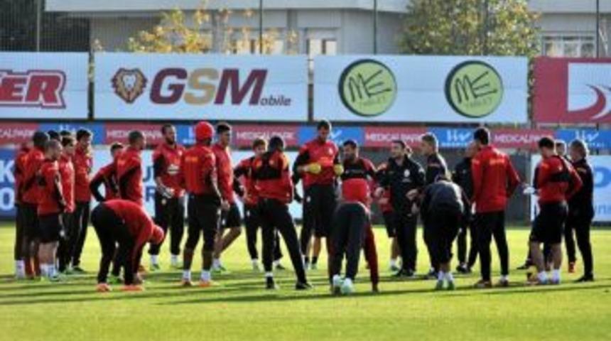Galatasaray, Sivasspor Ma&ccedil;ı Hazırlıklarını S&uuml;rd&uuml;rd&uuml;