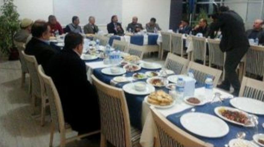 Belediye Başkan Aday Adayı Şahin Muhtarlarla Bir Araya Geldi