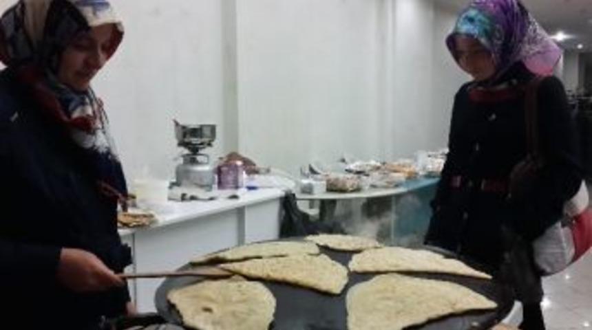 G&uuml;m&uuml;şhane&rsquo;de İhtiya&ccedil;lı &Ouml;ğrenciler Yararına Kermes