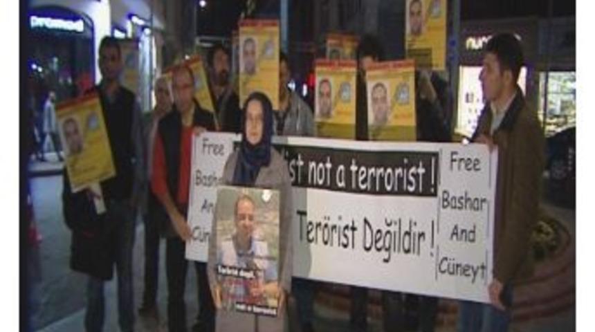 Suriye Konsolosluğu &Ouml;n&uuml;nde Başar Kadumi Eylemi