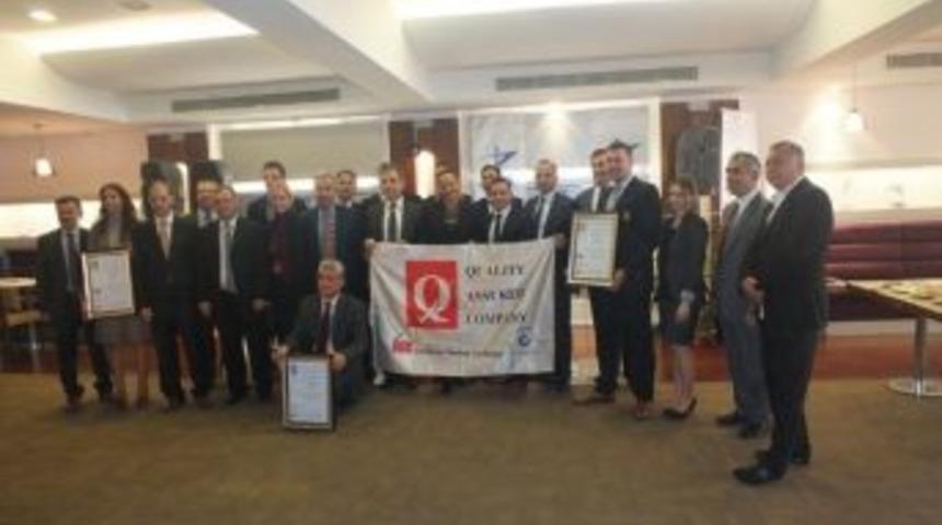 İzbaş Iso 9001:2008 Kalite Y&ouml;netim Belgesini Aldı