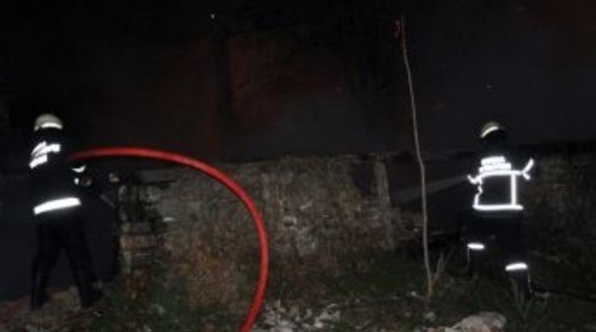 Bursa&rsquo;da &Ccedil;&ouml;p Yangını Korkuttu