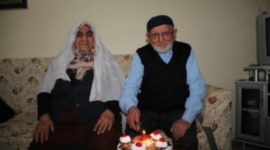 Cemal Dede 51 Yıldır Doğum G&uuml;n&uuml;n&uuml; Kutluyor