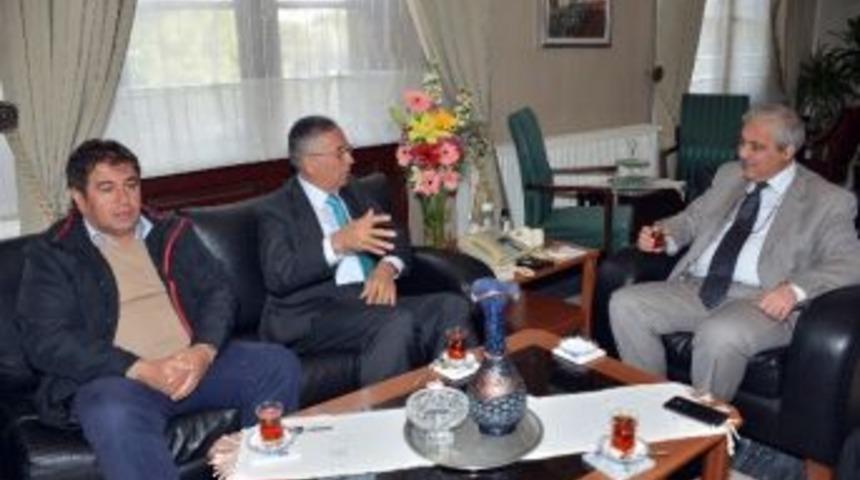 Arıcan Projeler Hakkında Bilgi Verdi