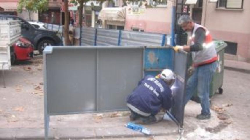 İzmit'te &Ccedil;&ouml;p Konteynırlarına Muhafaza